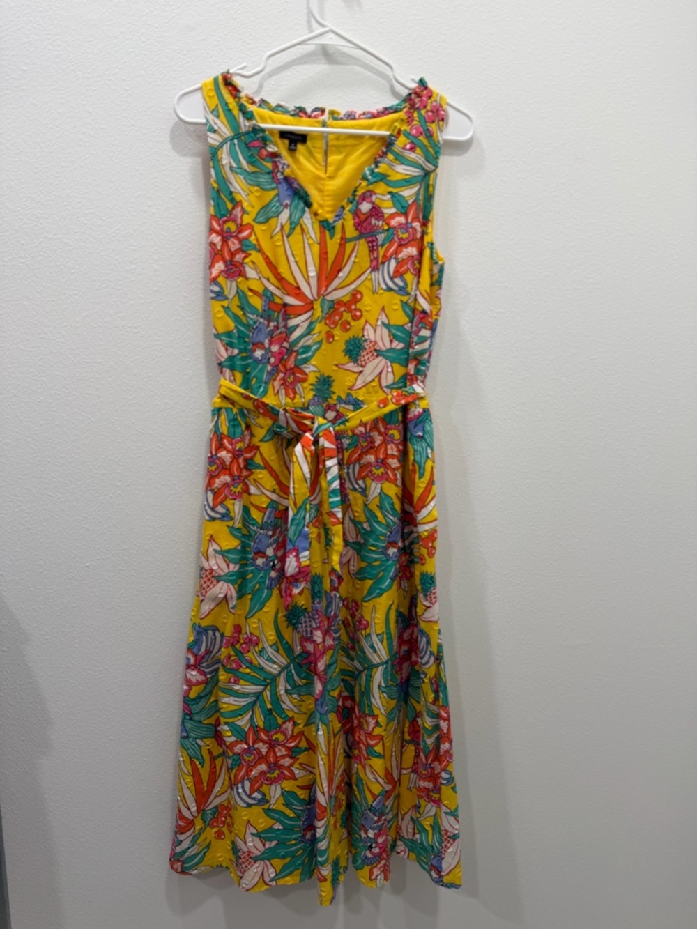 Talbots Tropical Print 100% Cotton Dress Size 6 Yellow Floral Parrot Midi Belted - Picture 4 of 12